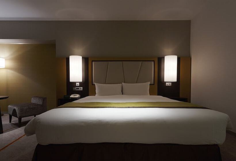 اتاق لوکس با تخت بزرگ, Keio Plaza Hotel Tokyo