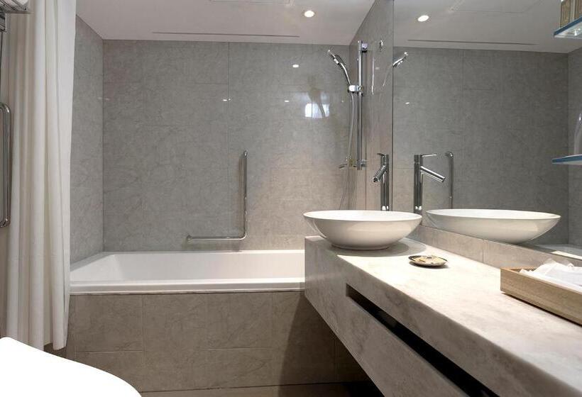 اتاق استاندارد پلاس, Keio Plaza Hotel Tokyo