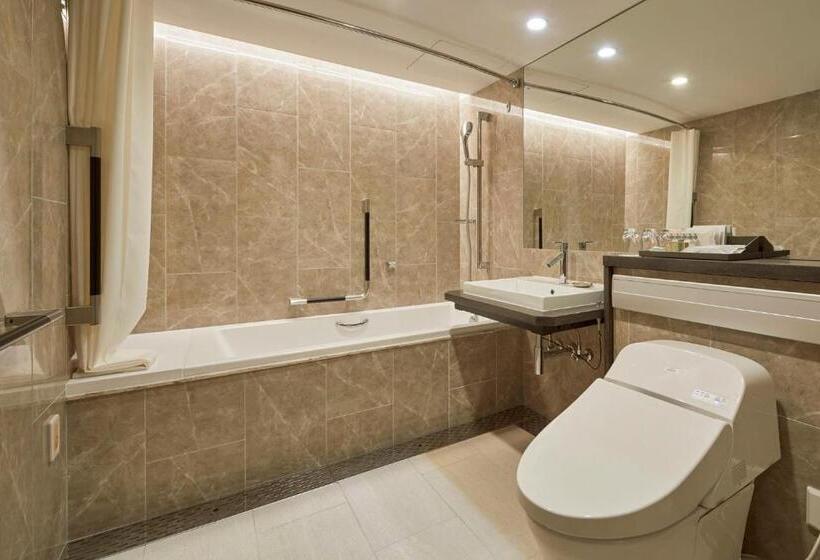 اتاق دلوکس مخصوص معلولین, Keio Plaza Hotel Tokyo