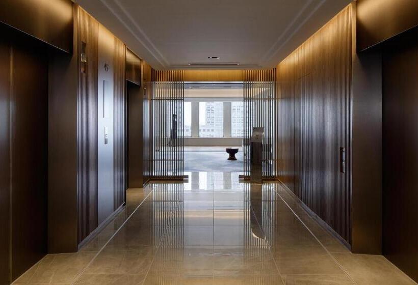 اتاق لوکس چهار تخته, Keio Plaza Hotel Tokyo