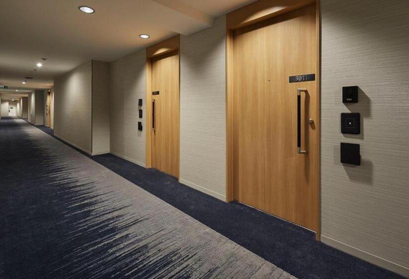 سوئیت جونیور برای معلولان, Keio Plaza Hotel Tokyo