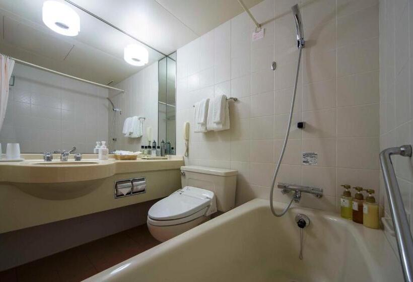 اتاق سوپریور سه تخته, Miyako Hotel Yokkaichi