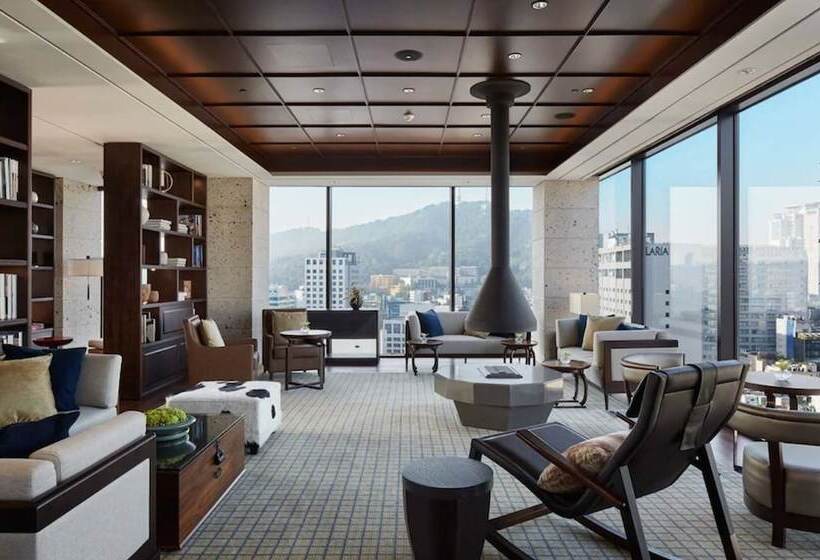 اتاق پریمیوم سه تخته, Royal Hotel Seoul