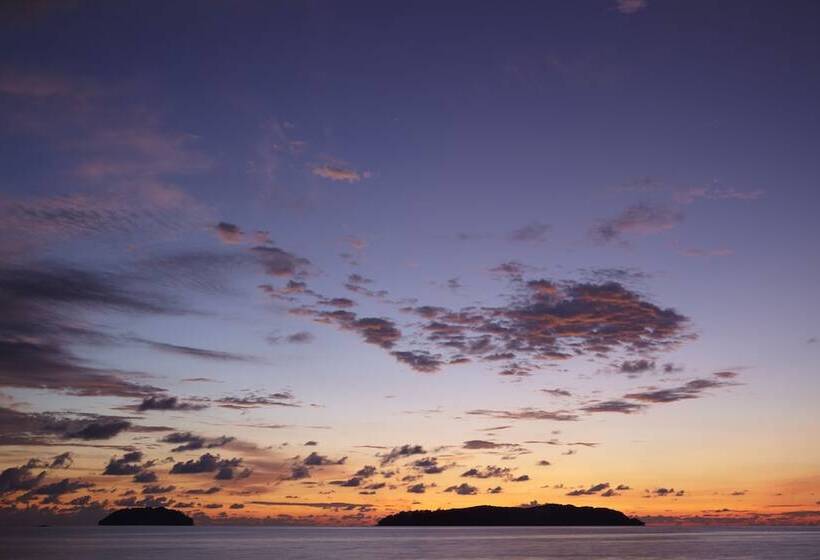 Chambre Standard Vue Mer, Shangri La S Tanjung Aru Resort And Spa