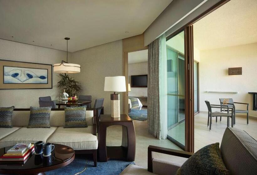 带海景的行政套房, Shangri La Tanjung Aru, Kota Kinabalu