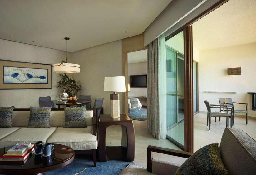 Executive Suite Sea View, Shangri La S Tanjung Aru Resort And Spa