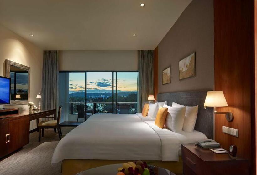 Chambre Standard Vue Montagne, Shangri La S Tanjung Aru Resort And Spa