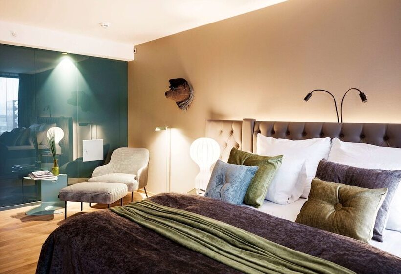 اتاق لوکس, Clarion Hotel The Hub