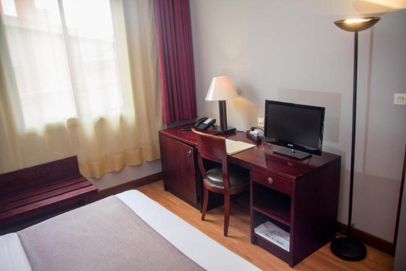 اتاق کلاس بیزنس, Hôtel Colbert   Spa & Casino