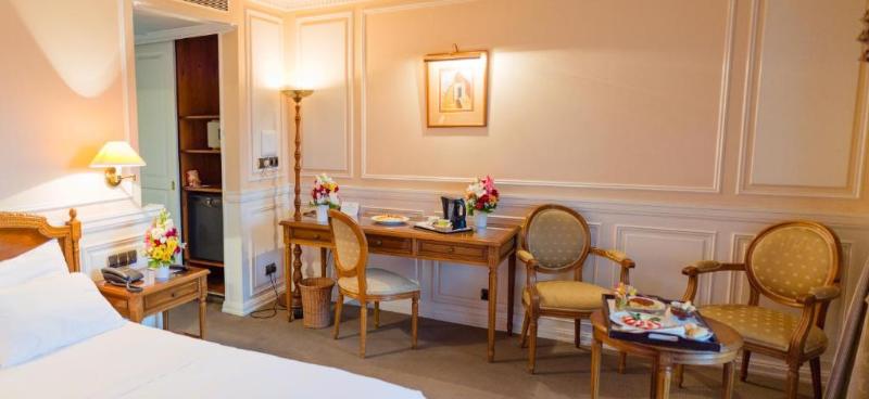 اتاق لوکس, Hôtel Colbert   Spa & Casino