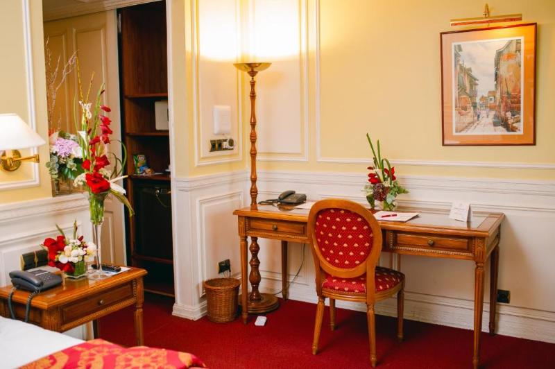 اتاق لوکس, Hôtel Colbert   Spa & Casino