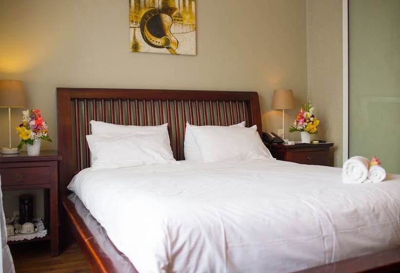 اتاق کلاس بیزنس, Hôtel Colbert   Spa & Casino