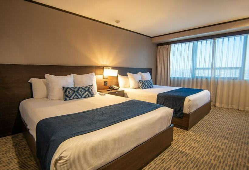 اتاق اجرایی, Grand Hotel Tijuana
