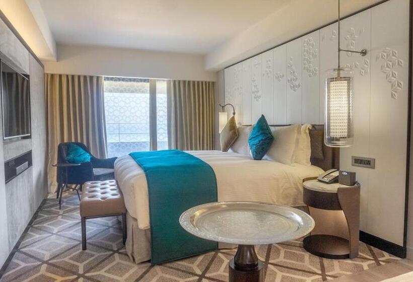 Deluxe Suite King Bed, Intercontinental Muscat, An Ihg