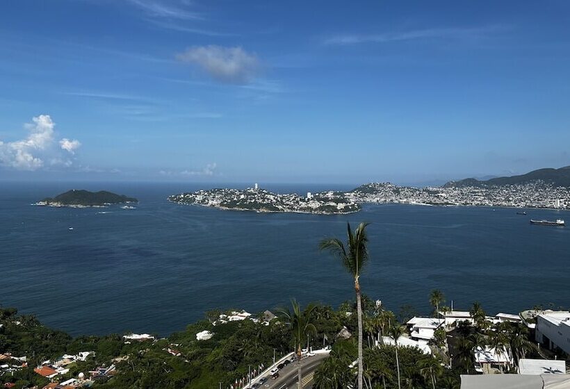 Standard Room, Las Brisas Acapulco