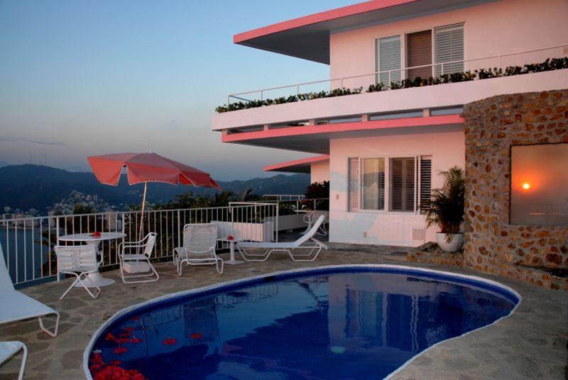 اتاق استاندارد با تخت بزرگ, Las Brisas Acapulco