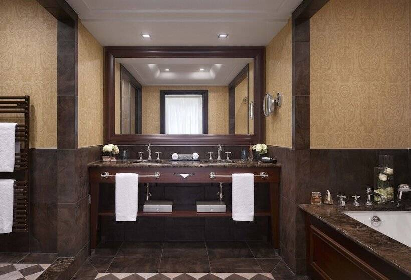 سوئیت جونیور پرستیژ, Hôtel Métropole Monte Carlo