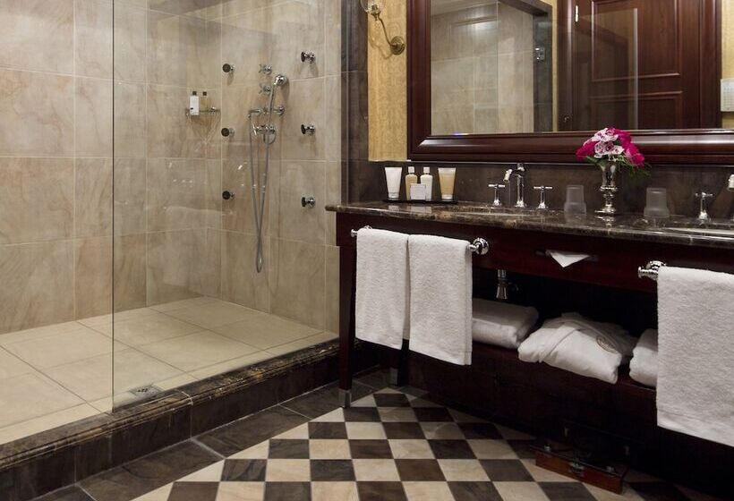 سوییت پرستیژ, Hôtel Métropole Monte Carlo