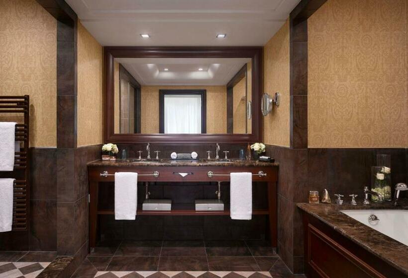 سوییت لوکس, Hôtel Métropole Monte Carlo