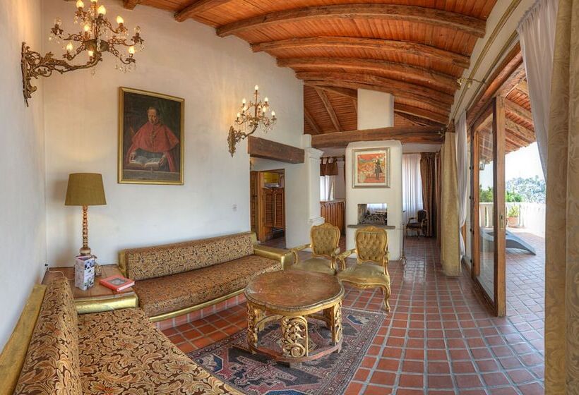 سوییت لوکس, Posada De La Mision, Hotel Museo Y Jardin