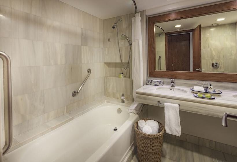 2 Bedroom Suite, Presidente Intercontinental Puebla