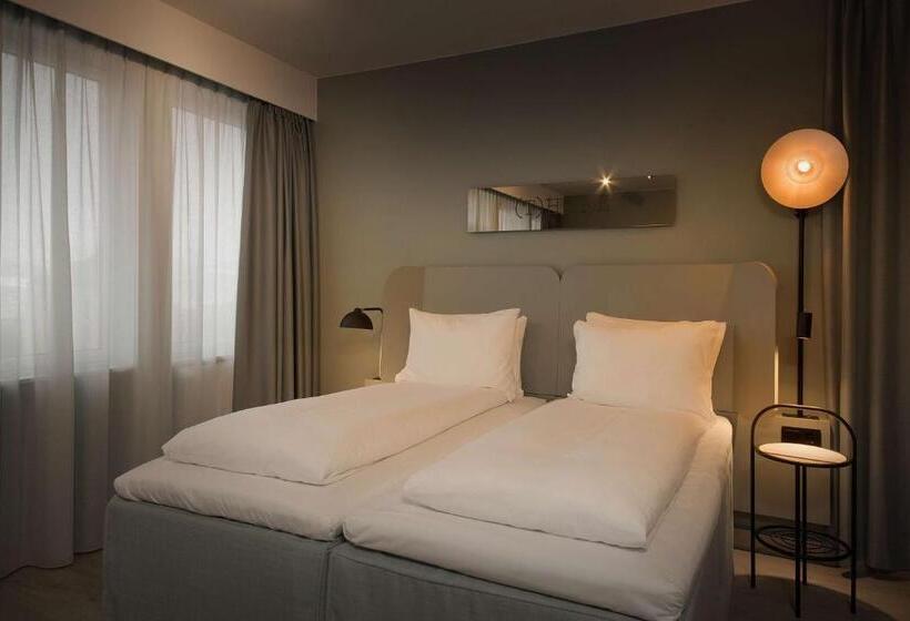 Superior Room, Scandic Victoria