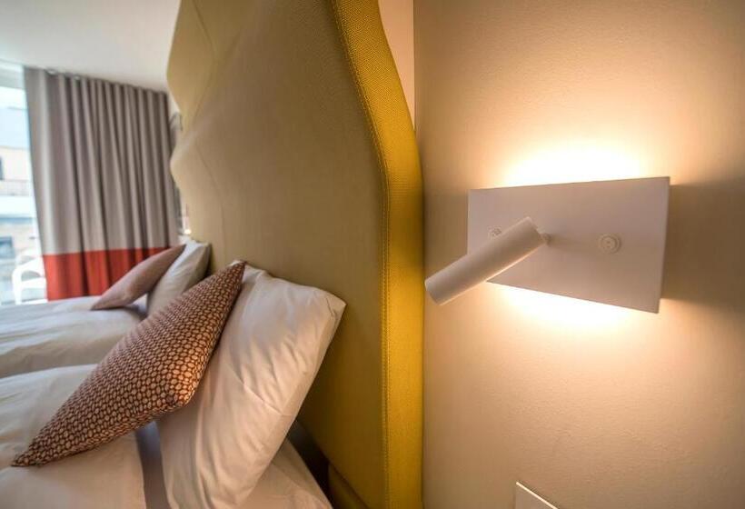 اتاق استاندارد با چشم‌انداز دریا, Seaview Hotel   Adults Only 16 Plus