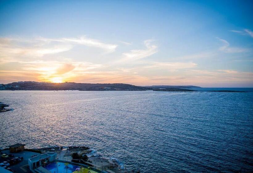 سوییت با چشم‌انداز دریا, Seaview Hotel   Adults Only 16 Plus