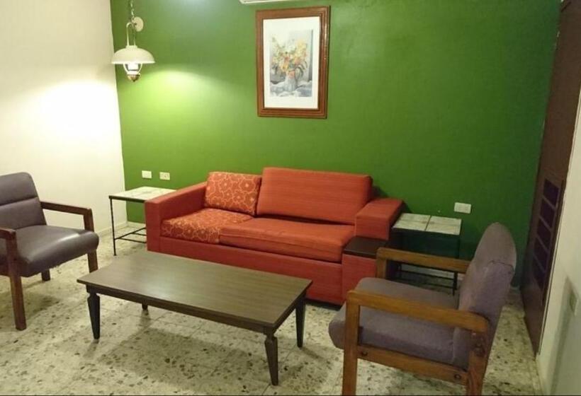 Habitación Estándar, Suites Kino