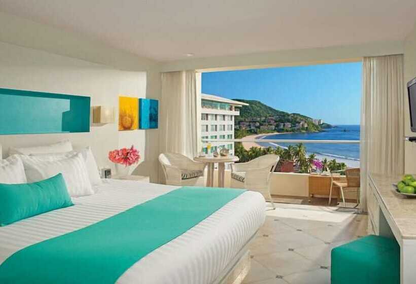 اتاق خانوادگی تودرتو, Sunscape Dorado Pacifico Ixtapa Resort & Spa  All Inclusive