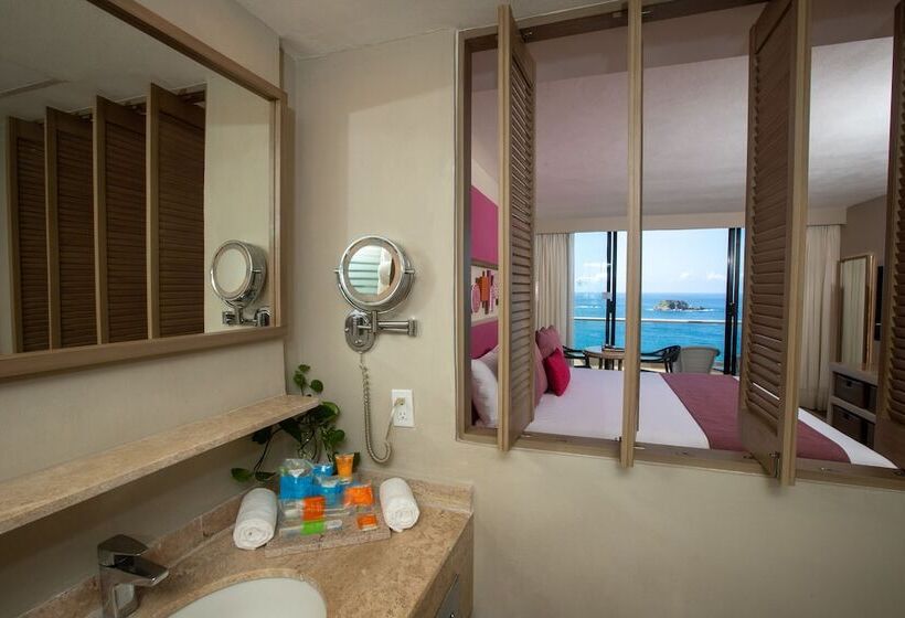 Deluxe Zimmer mit Meerblick, Sunscape Dorado Pacifico Ixtapa  All Inclusive