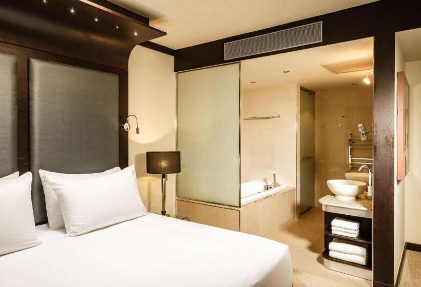 سوئیت پریمیوم, Radisson Blu Resort & Spa, Malta Golden Sands
