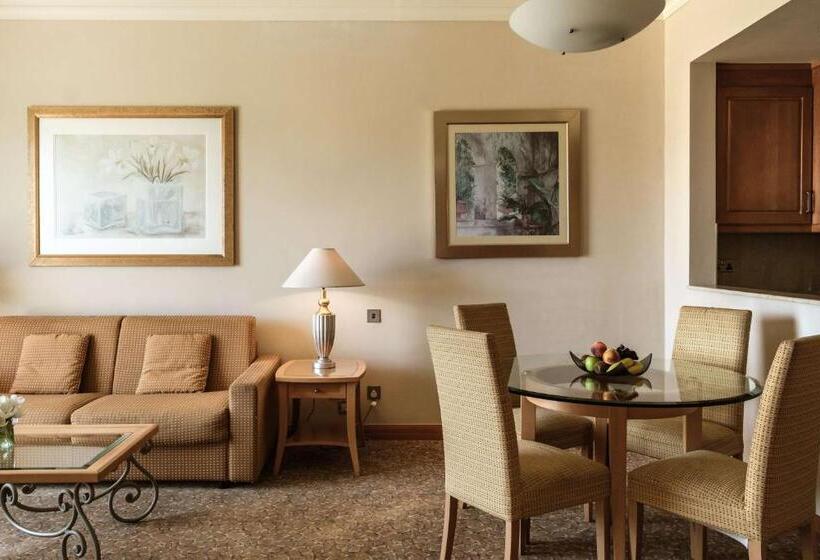 سوئیت با چشم‌انداز, Radisson Blu Resort & Spa, Malta Golden Sands