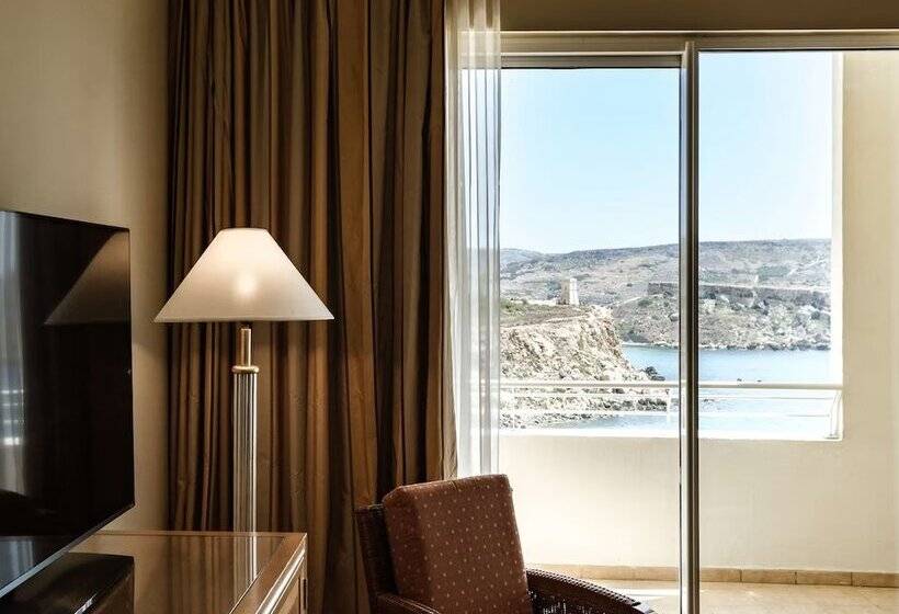 سوییت با چشم‌انداز دریا, Radisson Blu Resort & Spa, Malta Golden Sands