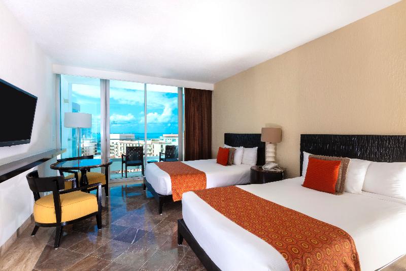 اتاق سوپریور با چشم‌انداز دریا, Krystal Grand Cancun
