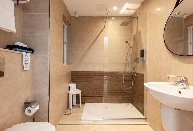 استودیوی استاندارد, Pergola Hotel & Spa
