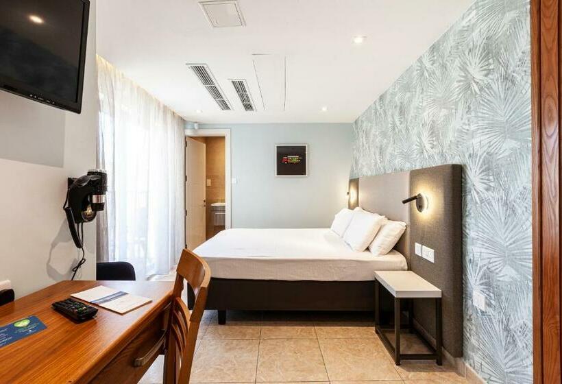 استودیوی استاندارد, Pergola Hotel & Spa