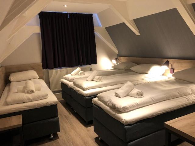 اتاق استاندارد چهار تخته, Facade Hotel Amsterdam