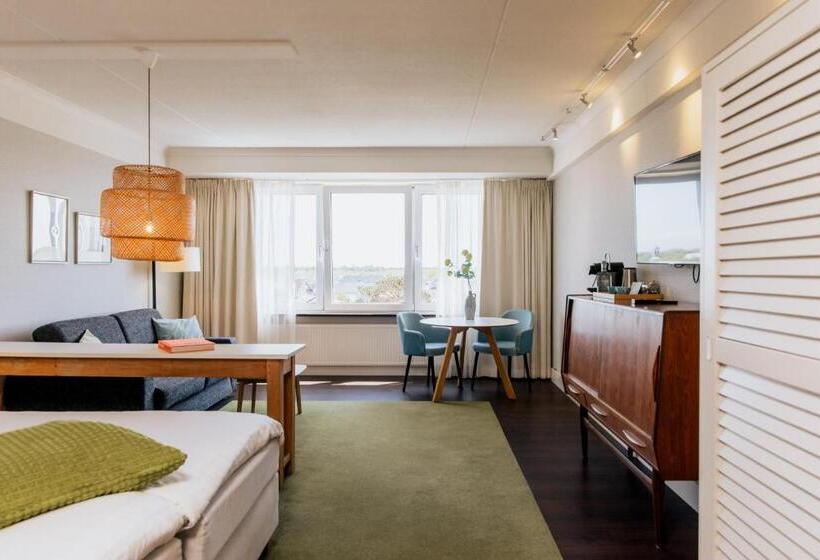 스위트 도시 전망, Grand Hotel Opduin