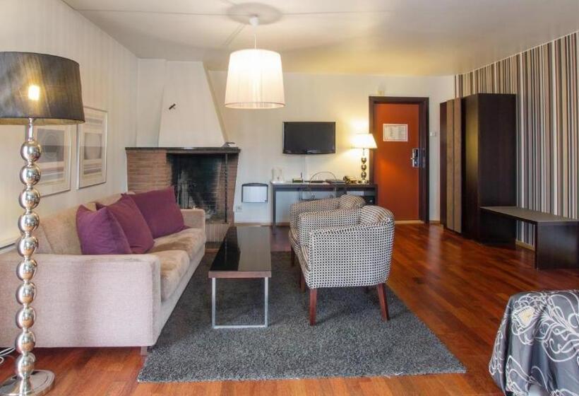 سوئیت جونیور با تخت بزرگ, Best Western Plus Gyldenlove Hotell