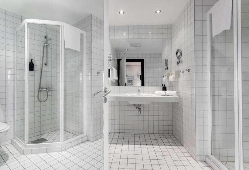 سوئیت جونیور با تخت بزرگ, Best Western Plus Gyldenlove Hotell