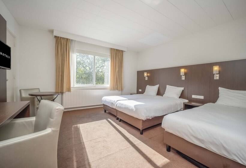 اتاق لوکس سه تخته, Fletcher Hotel Restaurant Waalwijk