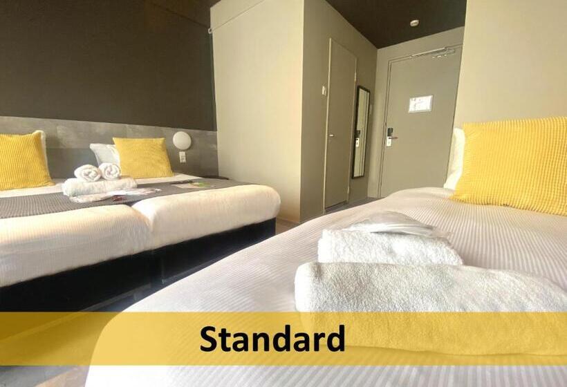 اتاق استاندارد سه نفره, Grand Hotel Central