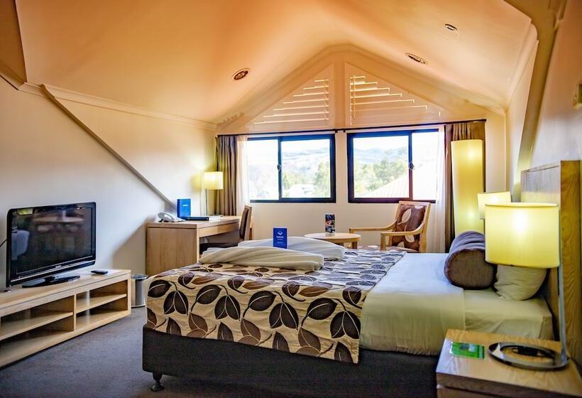 اتاق اجرایی, Highlander Hotel & Apartments