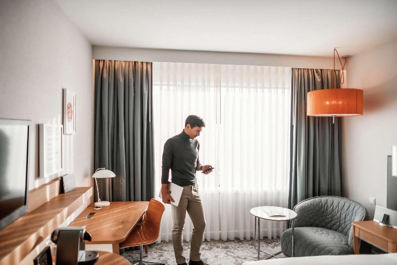 Standard Værelse King Size Seng, Hilton Rotterdam