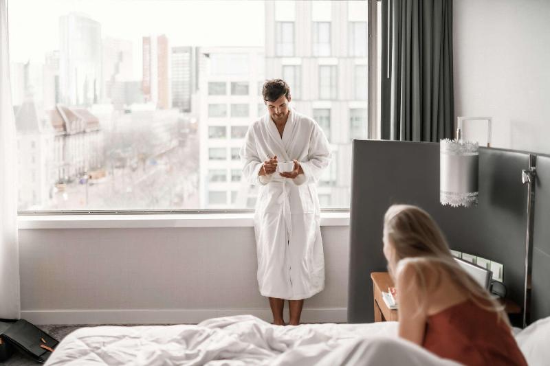 Standard Værelse King Size Seng, Hilton Rotterdam