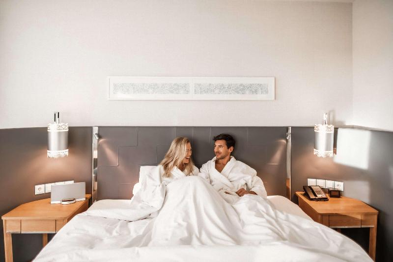 Standard Værelse King Size Seng, Hilton Rotterdam