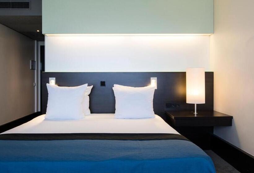 Quarto Executivo Cama King, Holiday Inn Eindhoven