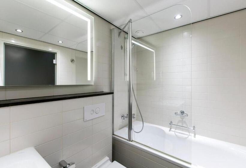 سوئیت با تخت بزرگ, Holiday Inn Eindhoven Centre, An Ihg