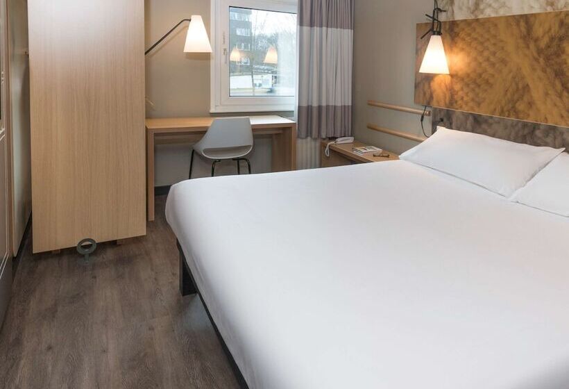 ダブルベッドスタンダードルーム, Ibis Tilburg